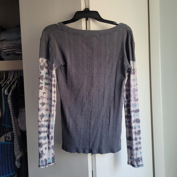 We the Free Wide Scoop Neck with Dyed Sleeves - Picture 7 of 7